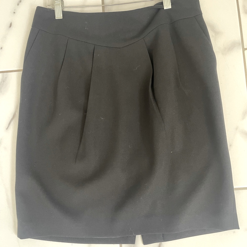 Ann Taylor LOFT Black Pencil Skirt w/ Pockets Size 6P Like New Condition